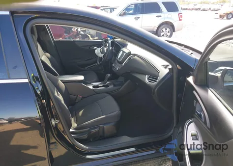 2017 Chevrolet Malibu 1Lt z USA, uszkodzony, nr VIN 1G1ZE5ST0HF226702